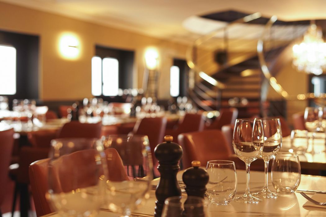 Le Restaurant - Le Daroles Café Restaurant Brasserie - Auch